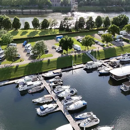 House Boat Mallorca 4*