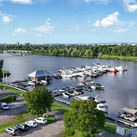 Botel House Boat Mallorca 4*