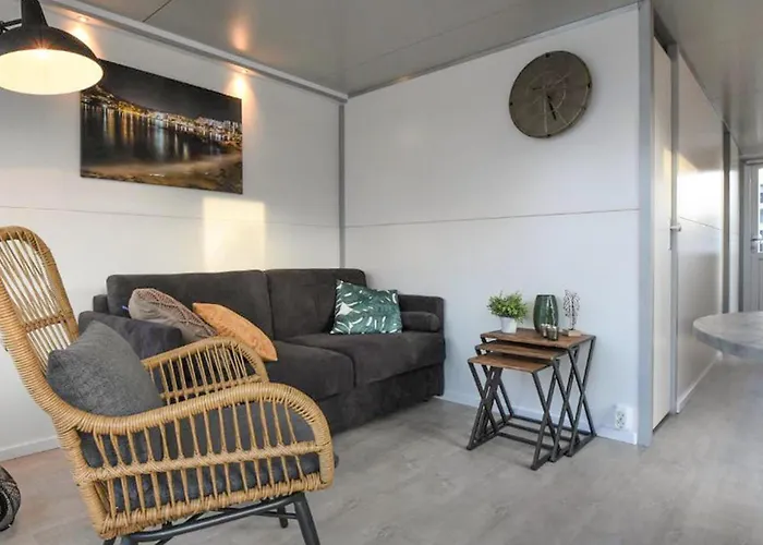 House Boat Mallorca Ботель 4*